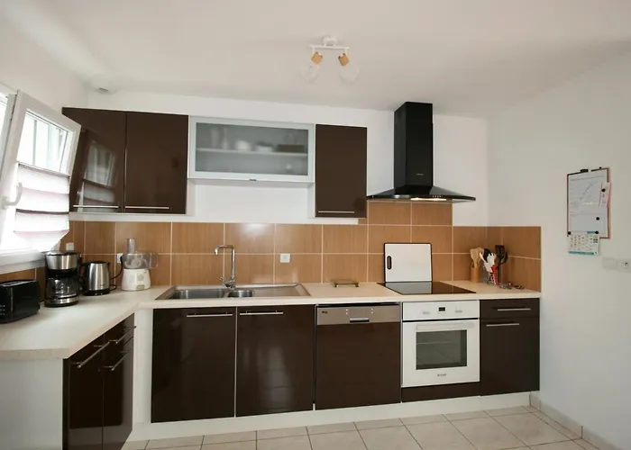 Maison De à 700m De La Avec Terrasse, Wi-fi, Et équipements Complets. - Fr-1-22-296 Casa de Férias *