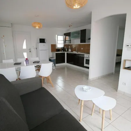 Holiday home Maison De A 700m De La Avec Terrasse, Wi-fi, Et Equipements Complets. - Fr-1-22-296